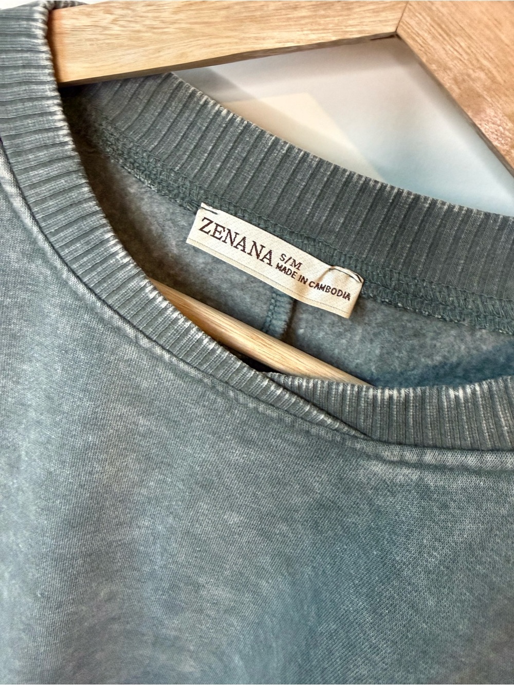 NWT (Bag) Zenana Outfitters Acid Washed Ash Jade Crewneck Sweater | S/M & L/XL - Picture 2 of 12